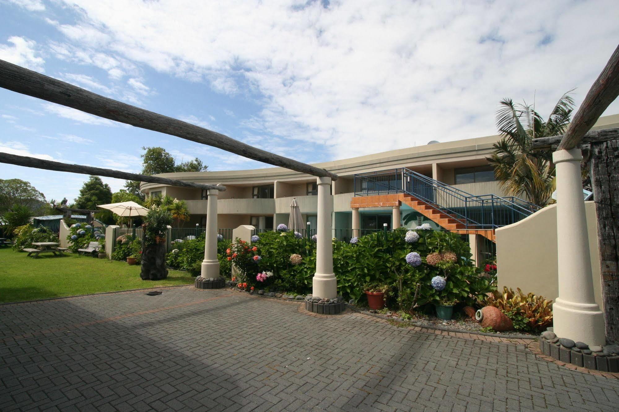 Breakers Motel Whangamata Zewnętrze zdjęcie